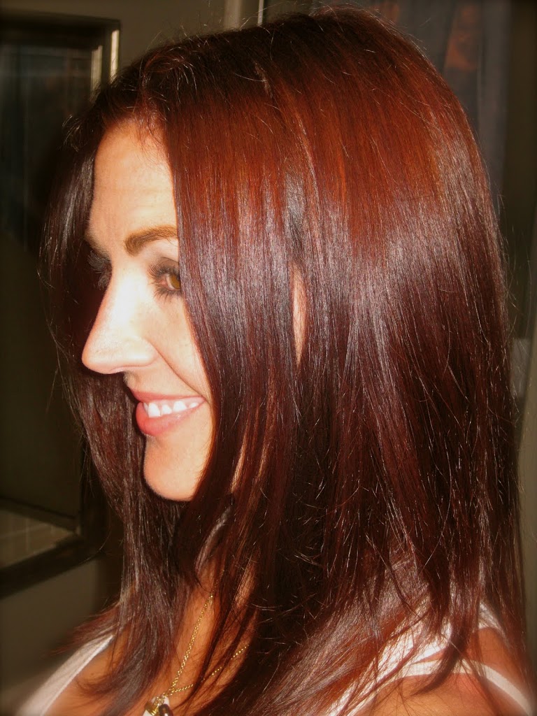 dark brown red hair emma stone